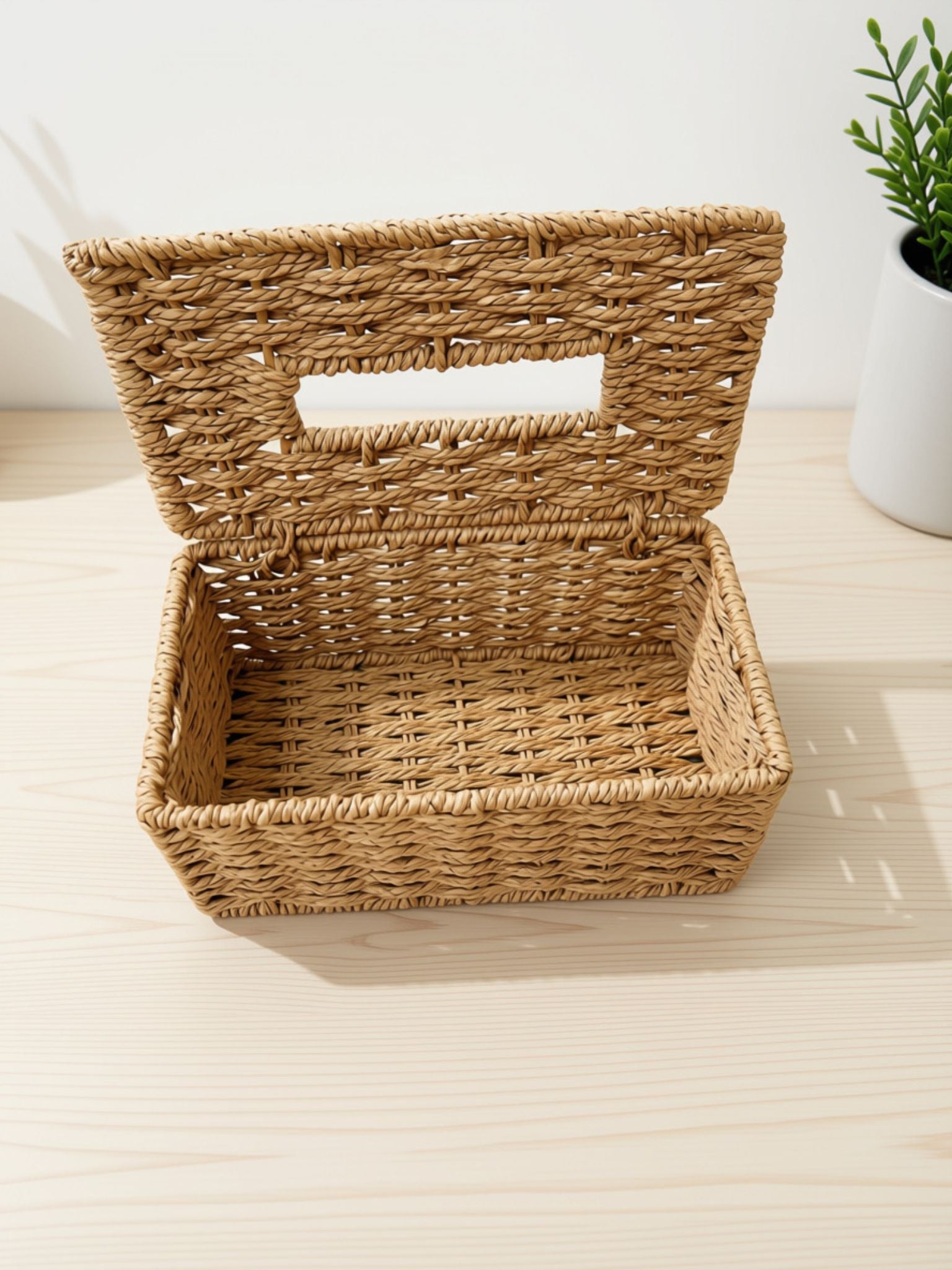 Hand-Woven Decorative Home & Office Tissue Box